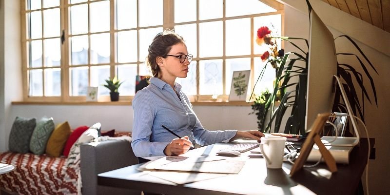 https://finanzasdomesticas.com/gastos-del-teletrabajo/

